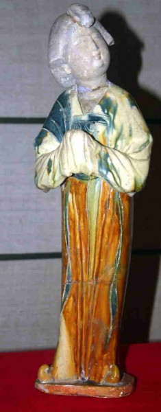 statue2